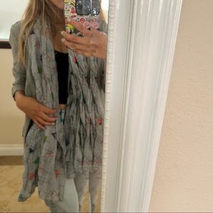 Abstract printed grey scarf